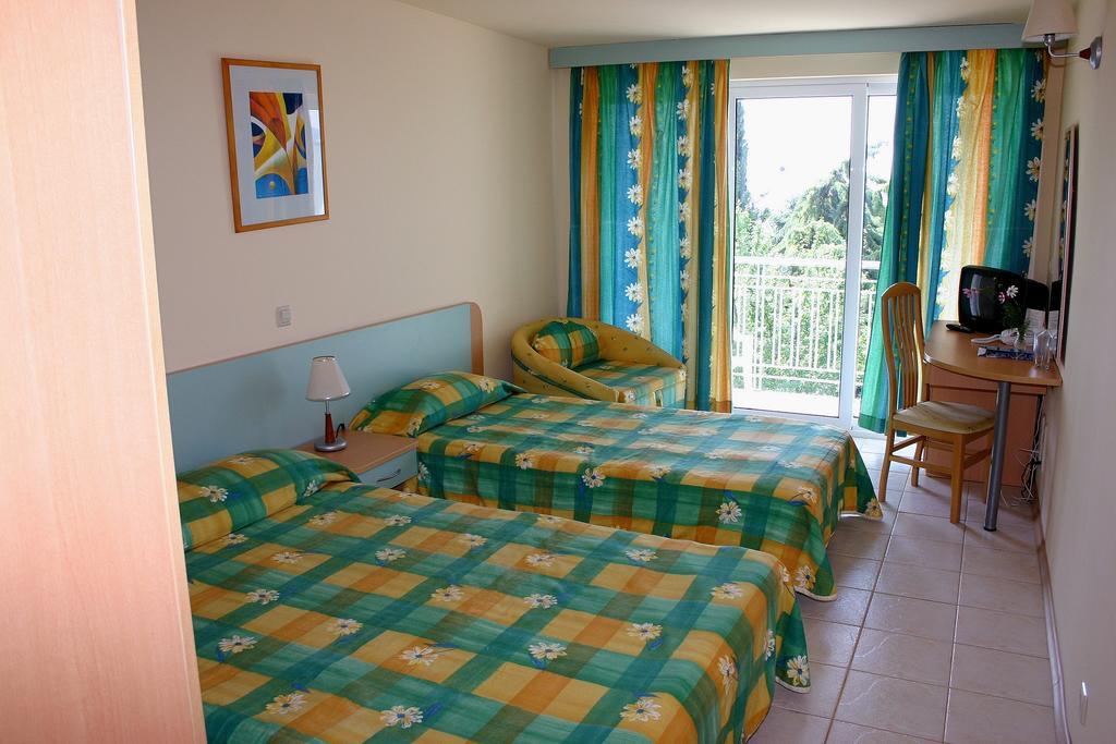 Hotel Orhidea البينا الغرفة الصورة