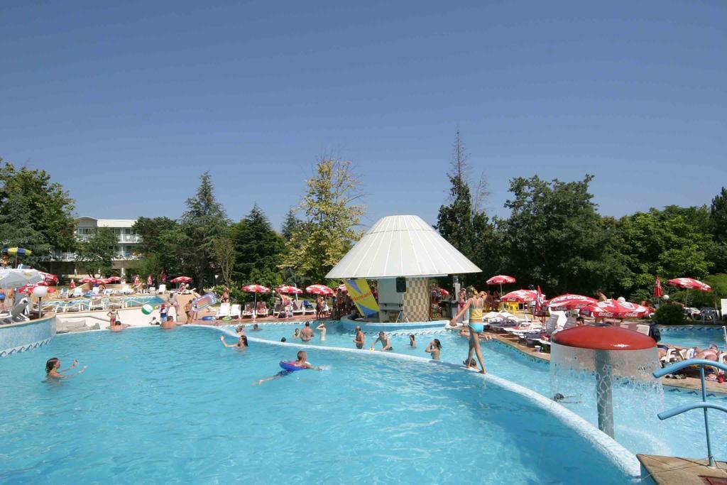 Hotel Orhidea البينا المظهر الخارجي الصورة