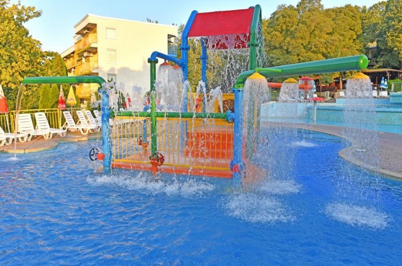 Hotel Orhidea البينا المظهر الخارجي الصورة