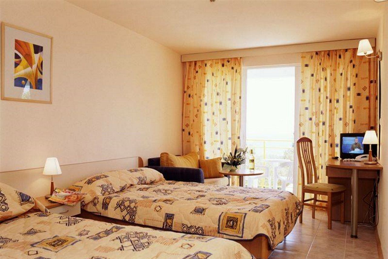 Hotel Orhidea البينا المظهر الخارجي الصورة